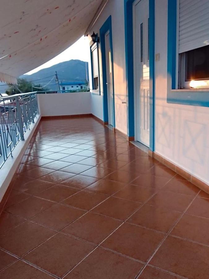 Vila Gusti Hostal Borsh Exterior foto