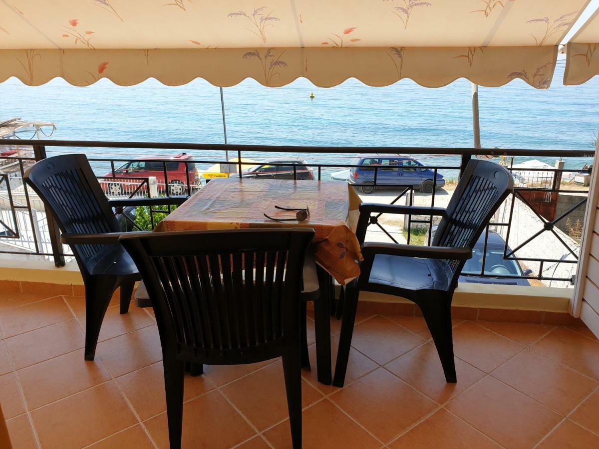 Vila Gusti Hostal Borsh Exterior foto